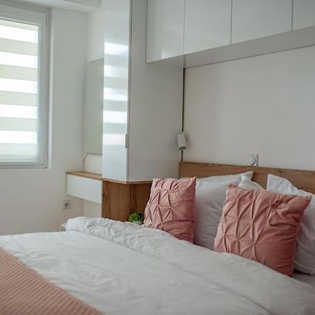 Joy Apartment Бітола Екстер'єр фото